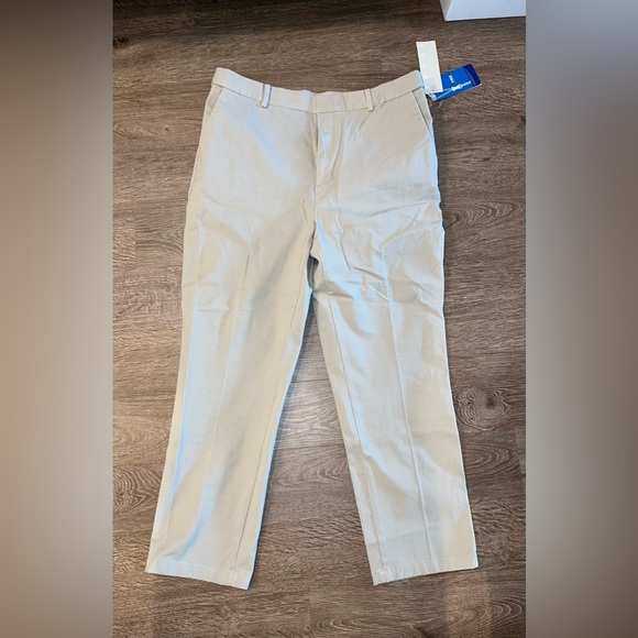 💛bundle $12 - NEW Tan Chinos pants - Picture 1 of 8